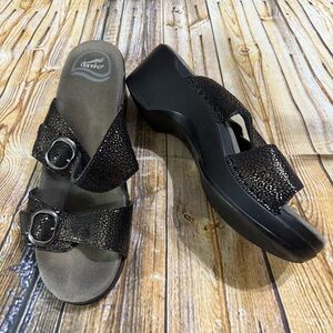 Dansko Sophie Women's Size Euro 40 Metallic Black/Bronze Sandals